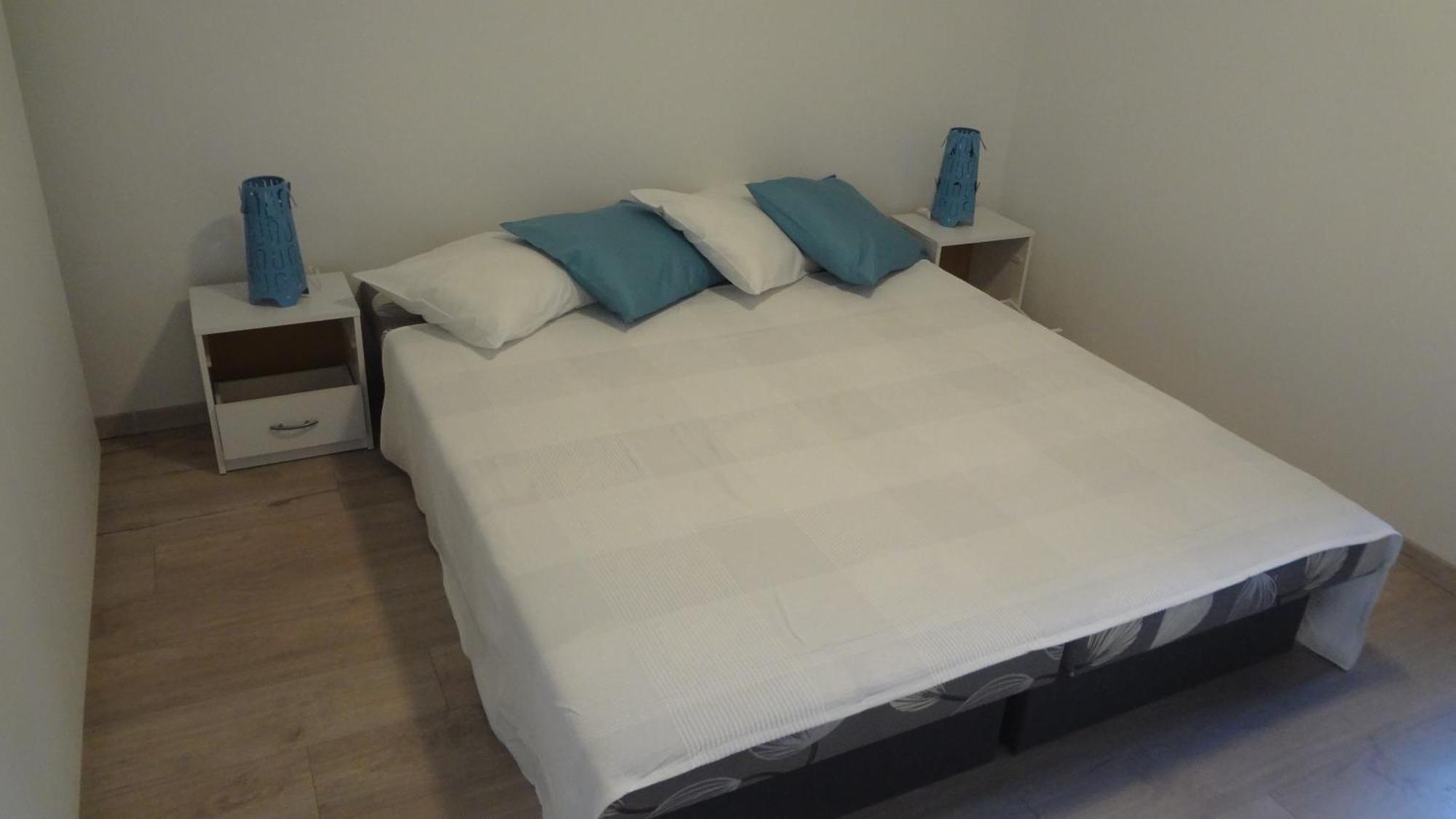 Jana Apartments 2 Bratislava Eksteriør bilde